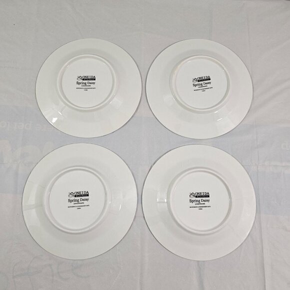 Oneida Spring Daisy Majesticware 6.5” Ceramic Dessert Bread Plates – Set of 4 - Picture 10 of 15